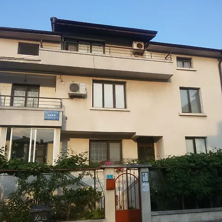 Keni Sozopol
