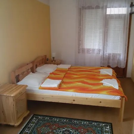 Keni Guest house